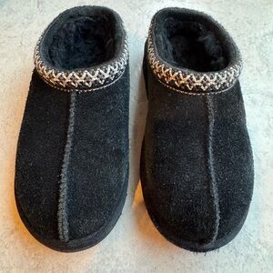 Ugg Tasman Kids Black Slip on